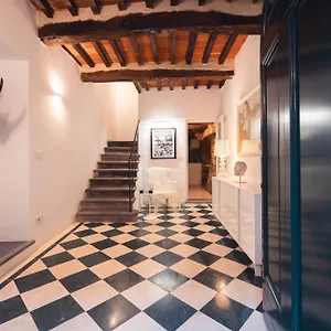  Hotel Design &